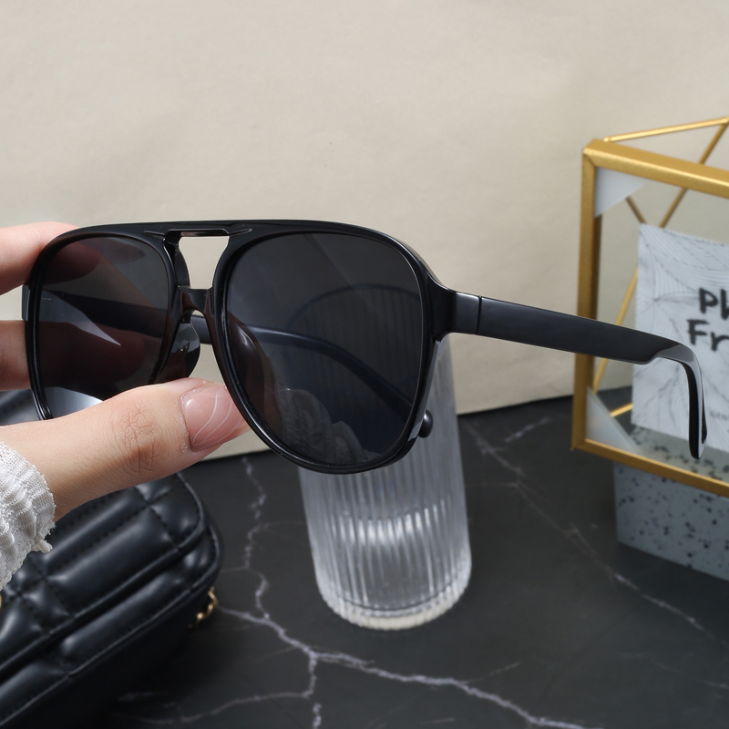 Unisex-Mode-Sonnenbrille mit U – Men'S Fashion 70S Bewertung und Preis